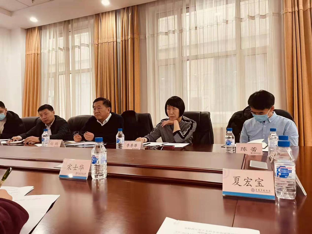 7.長(cháng)春市服務(wù)企業(yè)大調研工作座談會(huì )現場(chǎng).png 7.長(cháng)春市服務(wù)企業(yè)大調研工作座談會(huì )現場(chǎng).png