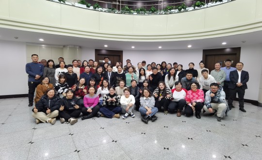 2024年1月13日，藥業(yè)公司舉辦2023年度總結表彰暨“平行起飛”主題年會(huì )_副本.jpg